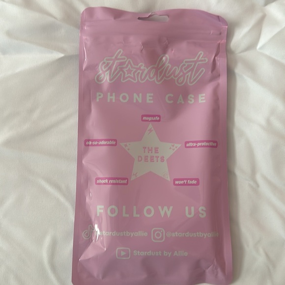 Stardust Painted MagSafe iPhone 14 Pro Case with matching MagSafe Phone Ring - Picture 8 of 11